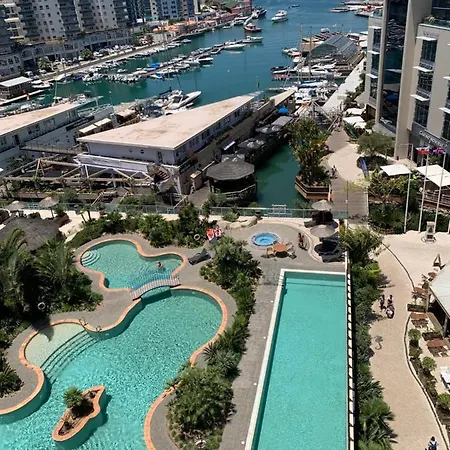 Ocean Village Lovely 2 Bedroom Apartment *
